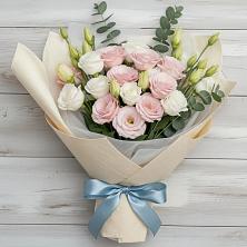 Букет цветов из:  Лизиантусы в Аксай