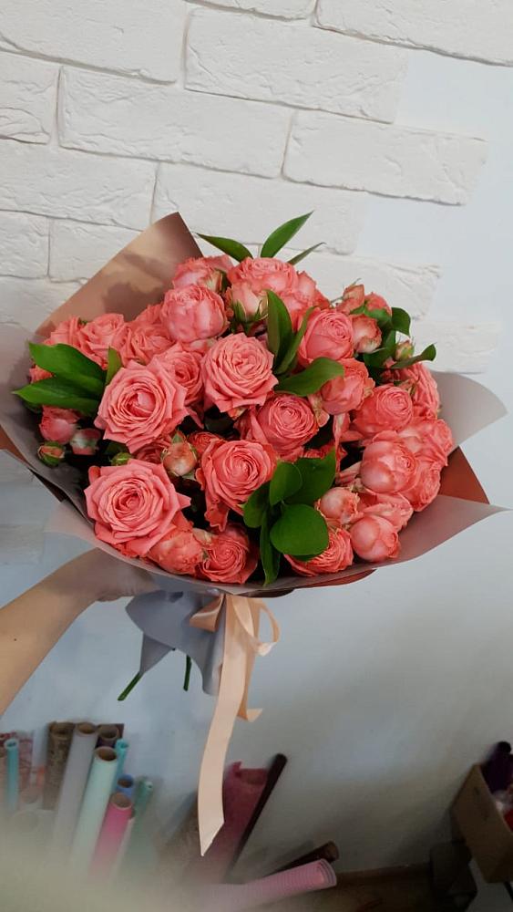 Букет цветов из: Розы в Аксай