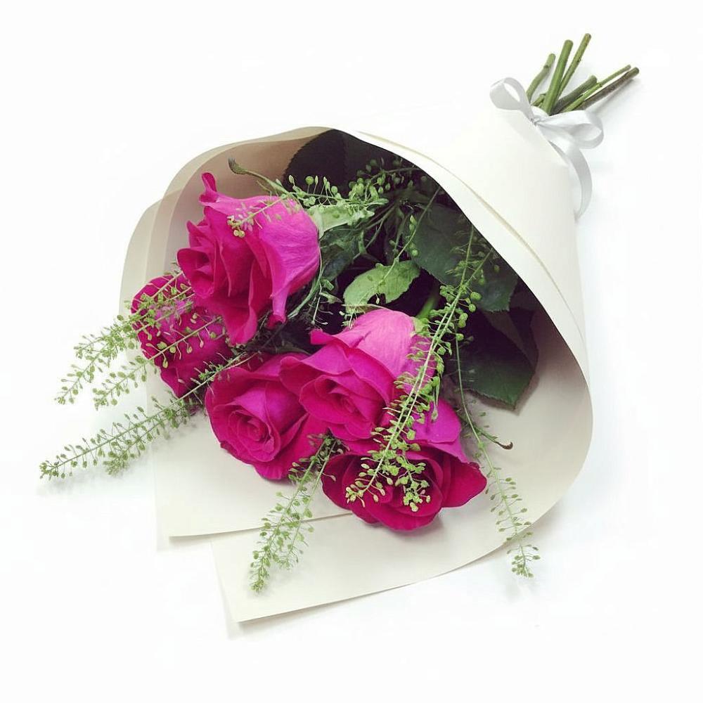 Букет цветов из: Розы в Аксай