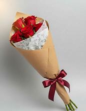 Букет цветов из:  Розы в Аксай