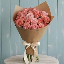 Букет цветов из:  Розы в Аксай