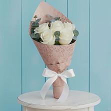 Букет цветов из:  Розы в Аксай