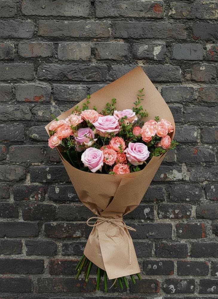 Букет цветов из: Розы в Аксай