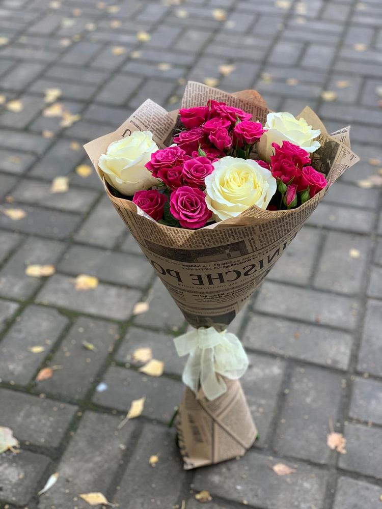 Букет цветов из: Розы в Аксай