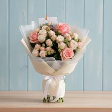 Букет цветов из:  Розы в Аксай