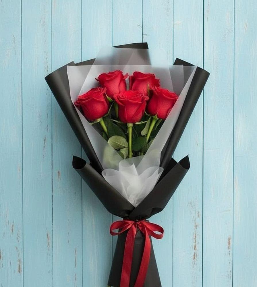 Букет цветов из: Розы в Аксай