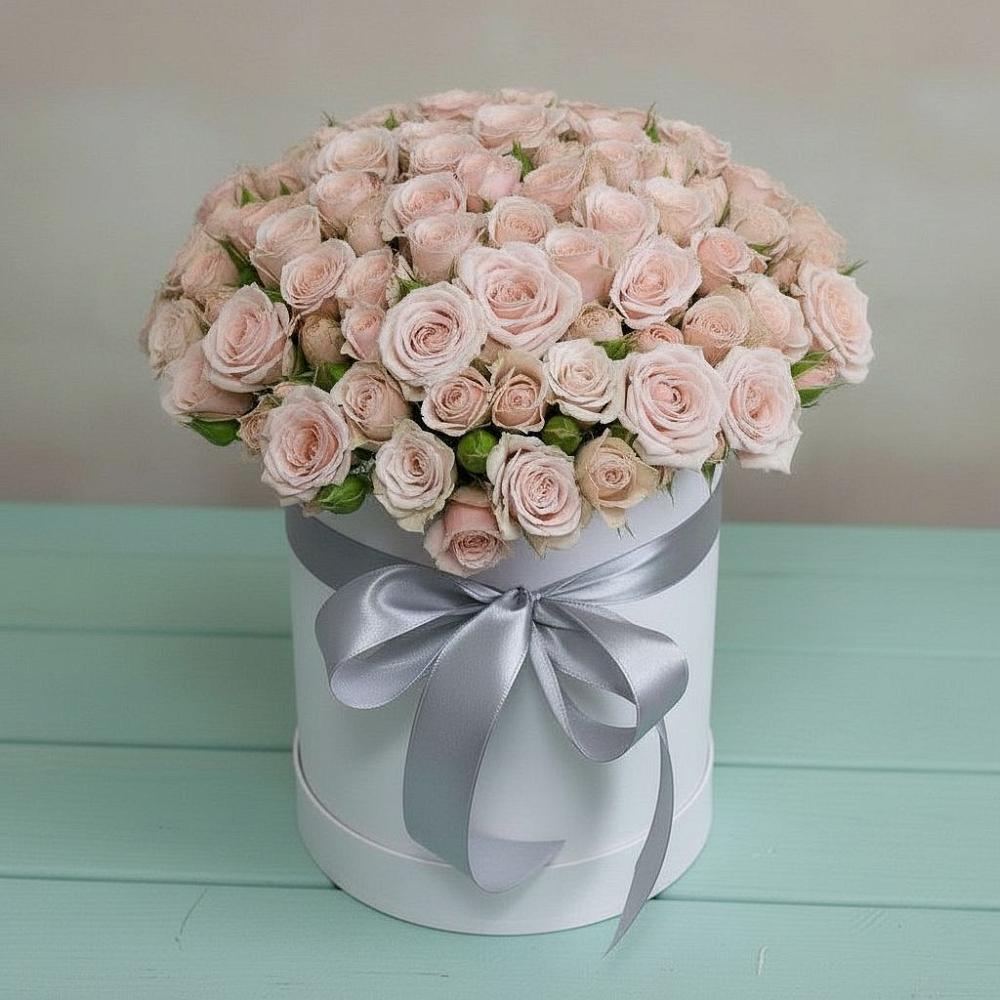 Цветочная композиция из Розы в шляпной коробке в Аксай